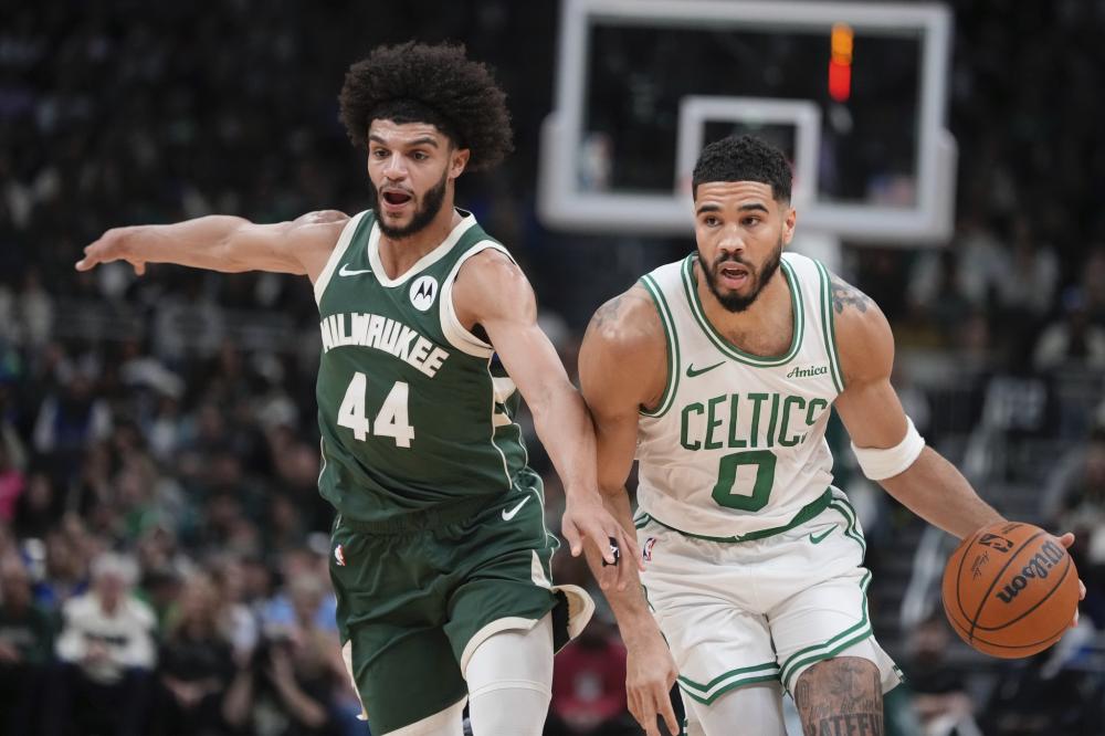 季中也出现 季中也出现